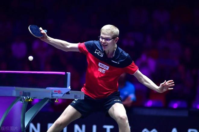 约萨纳西斯 约萨纳西斯