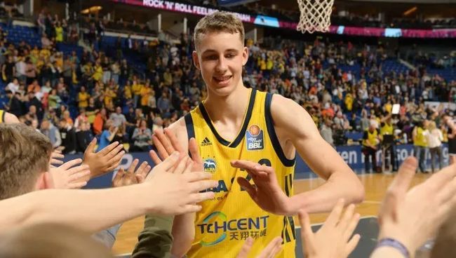 后场大脑 后场大脑