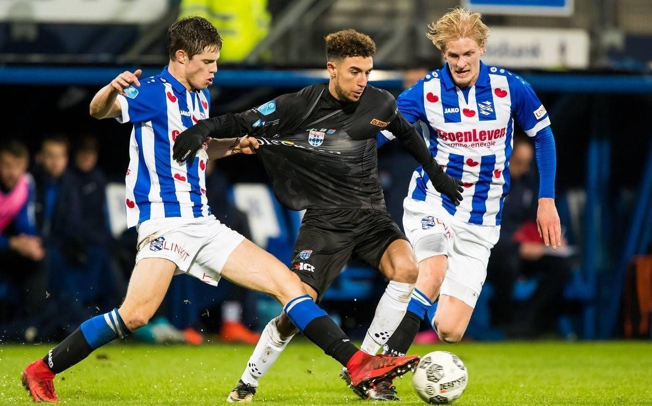 成标志性的 成标志性的