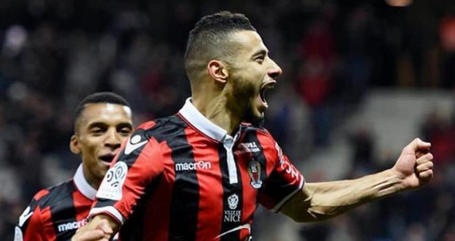 前场压迫形 前场压迫形