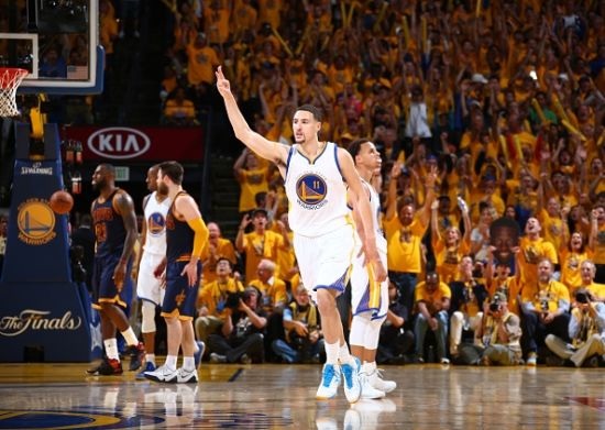 的撞墙配合 的撞墙配合